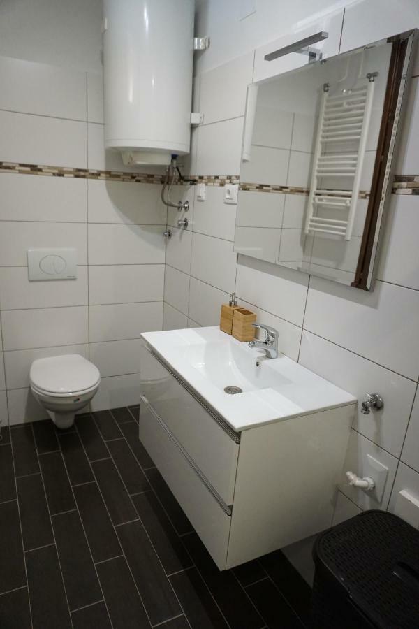 Apartma Irena Volce מראה חיצוני תמונה